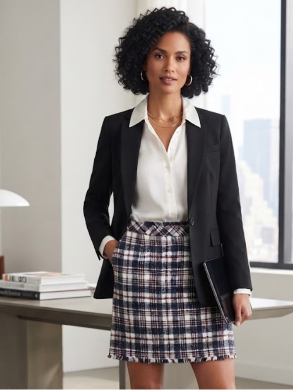 Brooks Brothers Plaid Tweed Preppy Mini Skirt in Navy and White Size 10 NWOT